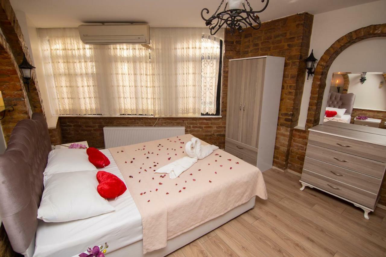 Desina Deluxe Apart อิสตันบูล ภายนอก รูปภาพ